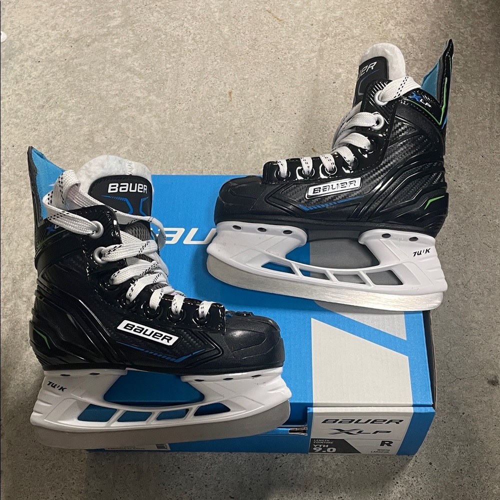 BAUER X LP Youth Hockey Skates